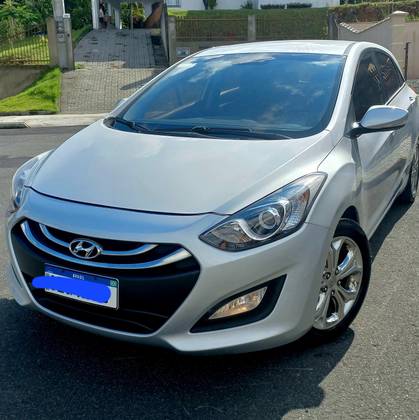 HYUNDAI I30 1.8 MPI 16V GASOLINA 4P AUTOMATICO HYUNDAI I30 1.8 MPI 16V GASOLINA 4P AUTOMATICO